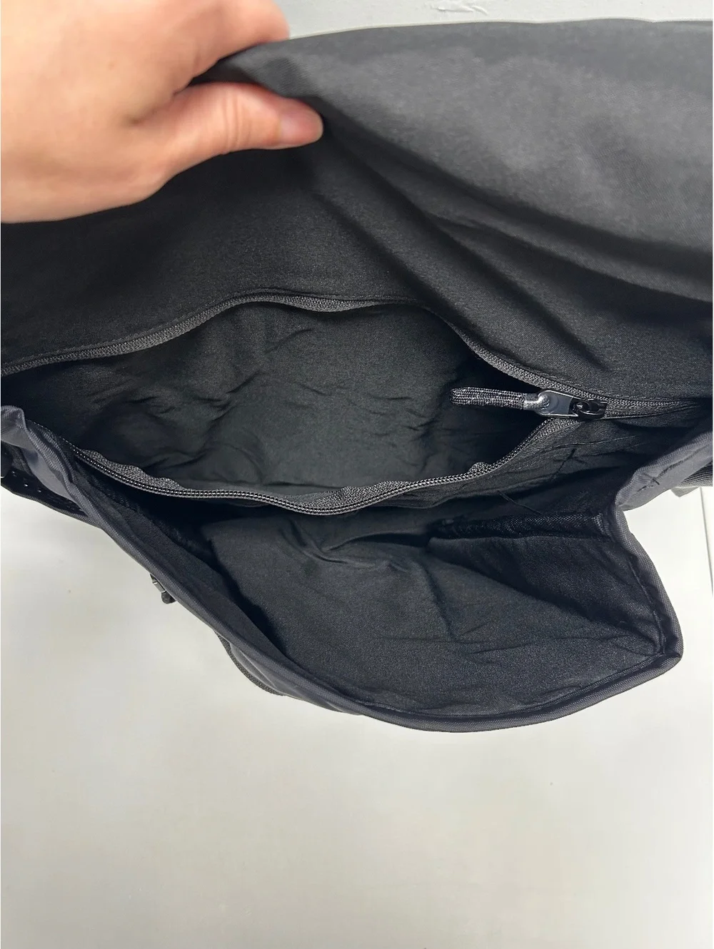 Nike Black Messenger Bag with Adjustable Strap